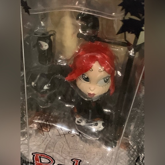 SALE NIB 2004 RARE & SIGNED Ruby Gloom Mighty Fine brand collectible set - Picture 6 of 7